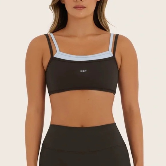 Set Active Layered Bra - Picture 3 of 3